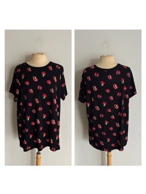 Torrid rainbow lips tee